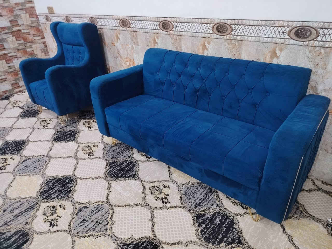 تخم قنفات مستعمل 10مقعد السعر 275 العنوان كربلاء
للاستفسار انتصل ***********
