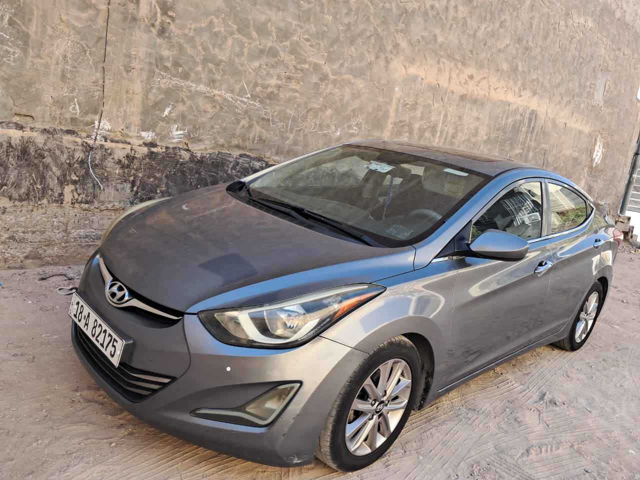 السلام عليكم ورحمة الله وبركاته
هيونداي النترا سبورت موديل 2016 وارد
السيارة بأسمي رقمها بابل انكليزي 
الهزة ما ساقطة بعدها 
حادثها فقط باب الصدر و بدون معجون فقط كلير
بدون ايرباك كلها سليمة الايرباكات
بيها بارد واضح بالصور. 
سيارة جاهزة تبريد و كير و مكينة ادامة كاملة 
مواصفات فول عدا البصمة
فتحة سقف 
تدفئة كشنات 
كير ثلاث وضعيات (عادي / مريح / رياضي) 
نظام Eco
مانع انزلاق
كاميرا بلادي
شاشة بلادية
حساس خلفي
المكان كربلاء حي الميلاد
السعر 120
للاتصال
***********
*********** كربلاء, العراق
