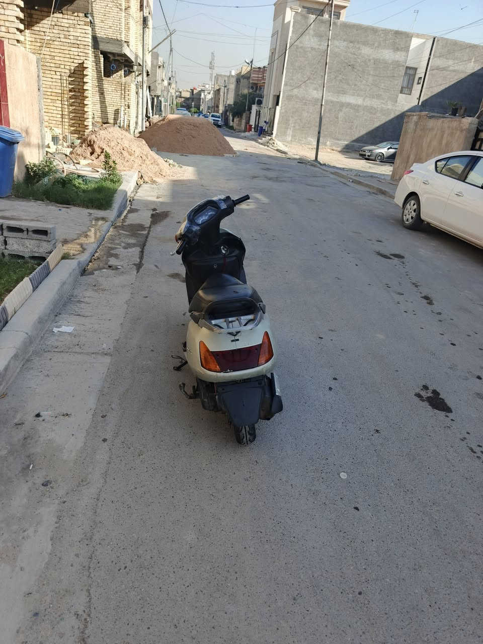 دراجة البيع سبيسي بلاديه نكره سلف حلوه تايرات جداد شلعه حلوه مكينه حلوه معدل حلو دبلات جداد مكاني بغداد شراي يتصل ***********سعر خاص
