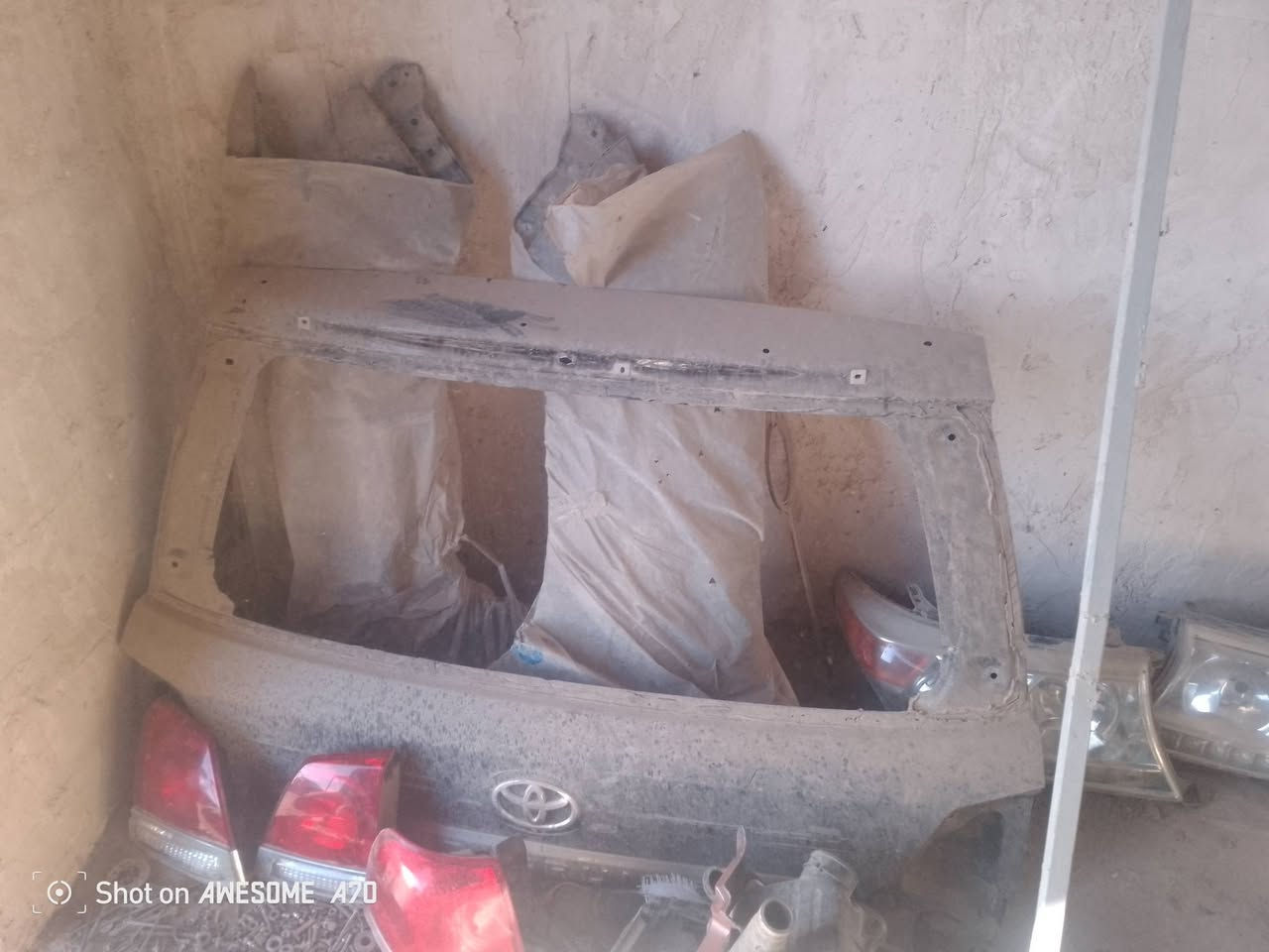 السلام عليكم شباب غراض لاندكروز قبق صندوگ 150 الف جاملغات زوج 125 بك لايت ثلاثه الواحد 25 الف لايتات زوج 150 الف بدون اكلوبات مال حاويه


**إذا كنت صاحب هذا الإعلان وتريد حذفه لأي سبب، رجاءا أرسل رسالة إلى الدعم الفني**