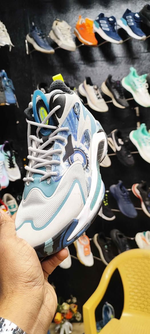 شوز ستور باله اوربي عنوان حي ميسان شارع مجمع الجوهره العرب مقابل الوافي اوربي السعار رجالي 11 بناتي 7 الف*********** النجف, العراق
