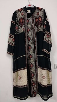 عبايه وفستان • قياس ٥٨ • ملبوسه