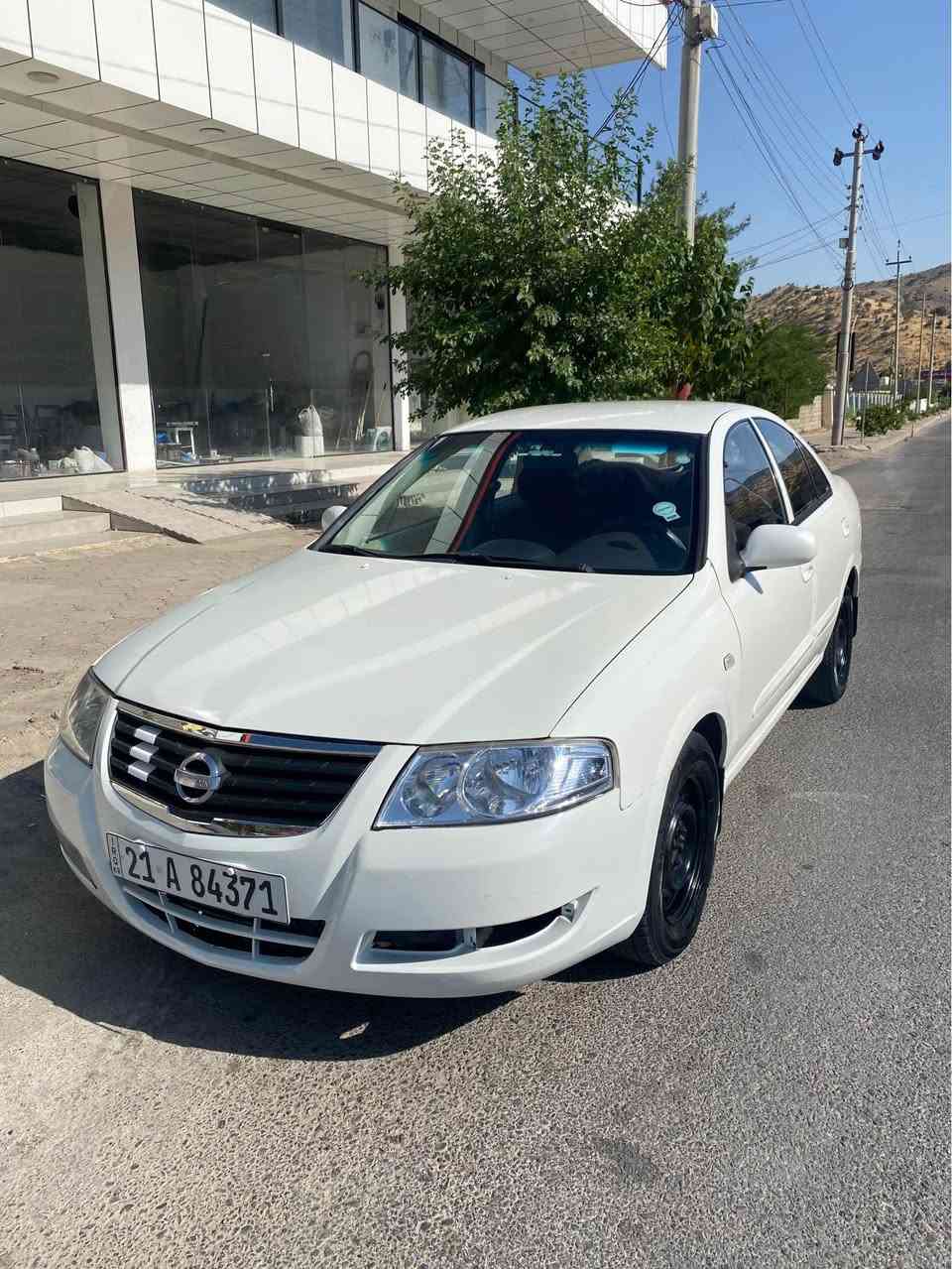نیسان سەنی مۆدیل ٢٠١٠  گیرو مەکینەی بەشەرت  ٢ جام کارەبای مەکینە سپیە سەنەوی نویە 
 گیرتۆماتیک ٢پارجەی بۆیاخە تۆزیک ناوی گرتوە  
سحری ٨٣ گەڵا 
شوین قەزای دوکان 
ژ/ *********** 
ژ/*********** دخان, السليمانية
