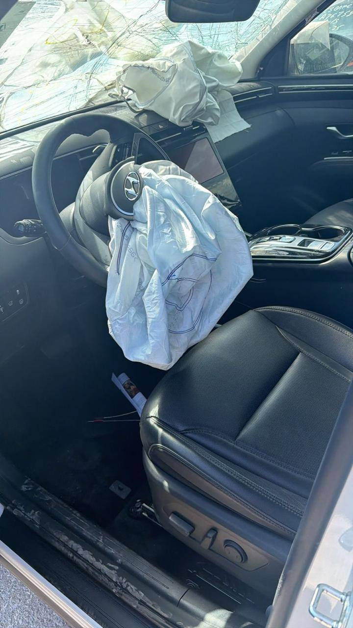 🔸 بــســم الـلـــه الرحـمـن الــرحــيم 🔸
                         #_للبيع_للبيع_للبيع
🅰️هيونداي_توسان
🅱️موديل_2024
محرك_هايبــــــرد 1600
✅✅✅✅✅
 مواصفات _لمتدد⚡  واحد على واحد⚡
(ماشية 10 الاف ميل) 
✅✅✅✅✅
💰السعر المطلوب 170 ورقة💰
✅✅✅✅✅
ملاحظة / السيارة حاليا موجودة بـ عمان ( وصلت قبل أسبوعين) و على وضعها ما مصلحة ، و
الحادث مرفق مع المنشور . 
⬇️⬇️⬇️⬇️⬇️ 
📍📍للمزيد من المعلومات  الاتصال
على صاحب السيارة
***********
_________
