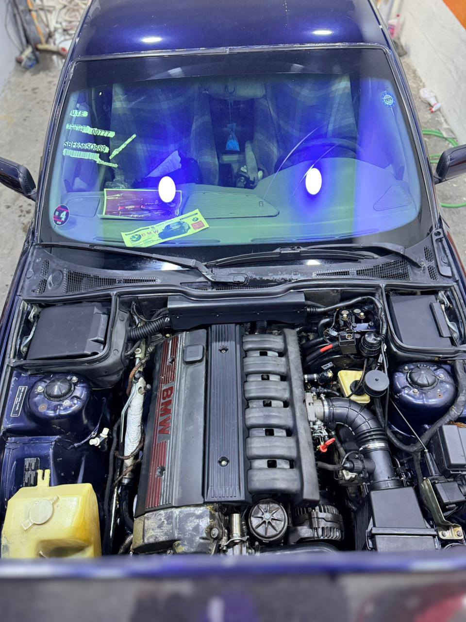 بۆ فرۆشتن مۆدیل 1992 فول فول بێ سلایت 525 iA تۆماتیک تەبرید جام کارەبای. تەعدیل سرعە کارەبایی هەموو گیانی مەزبوتە گێر و مەکینە و ئەکسلی بەشەرتی 10 فیتەر  یەک دینار مەسروفی تێدایە نیە کوشین جلد و کارەبایی. 
نرخ :65$
موبایل ***********
*********** أربيل, العراق
