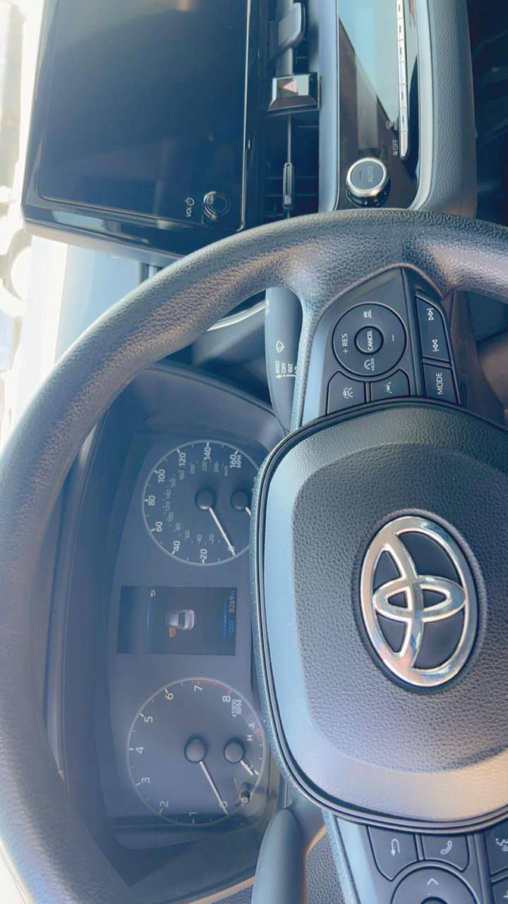 سلام عليكم
كورلا موديل 24 
بانزين
صبغ بونيد بدوان دواخل 
ماشي 8الف 
سعر 145
***********
