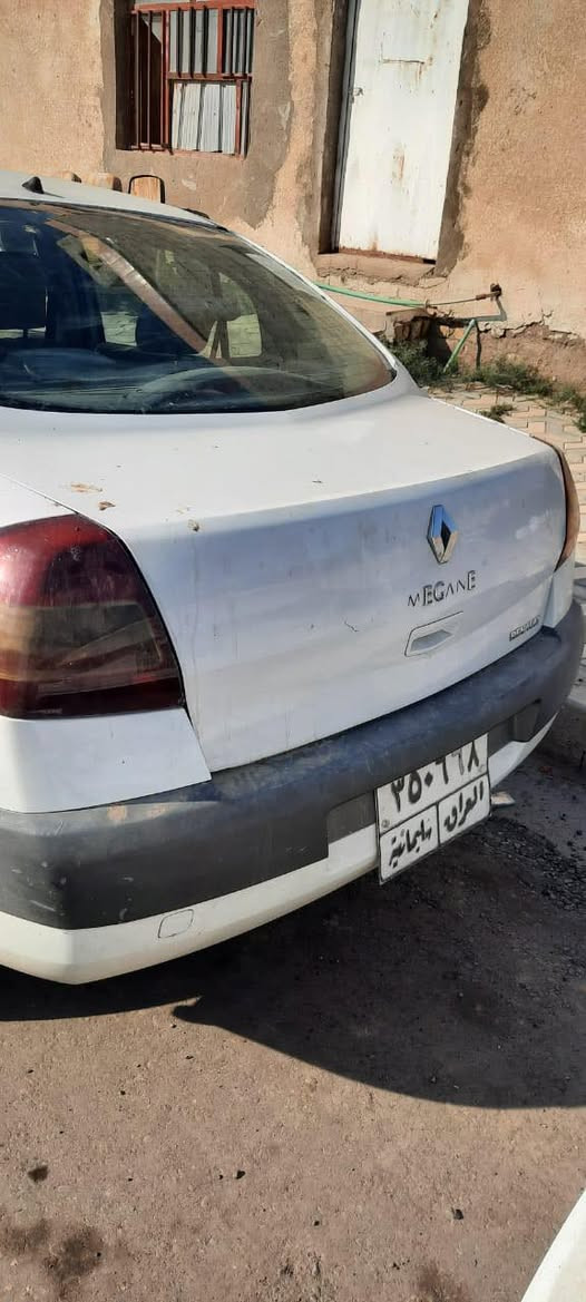 سياره جديده سعرها ٣٠بيها مجال عنوان البصره /القرنه رقم مبايل ***********/سياره بدون رقم
