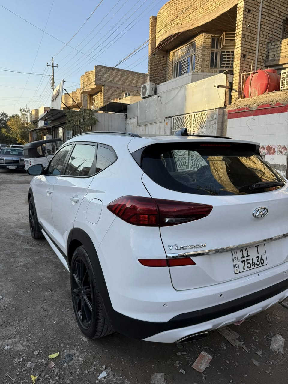 توسان مديل 2019
اوارد امريكي حادثها قبق جنطه بس

فول مواصفات 1/1
فور ويل 4❌ 4
رادار امامي 
رادار خلفي 
بانوراما 
كشنات تدفئه
ستيرن تدفئه
كشنات مخمل 
شاشه تاب بلادي 
كار بلاي بلادي 
قطعتين تبريد 
بصمه تشغيل 
بصمه ابواب 
جنطه كهرباء حساس ع الحركه 
3 وضعيات قياده 
ويل بلاك رياضي 
تايرات ومكينه وكير وحداديه كلها جاهزه 

للاستفسار ***********
واتساب ***********
