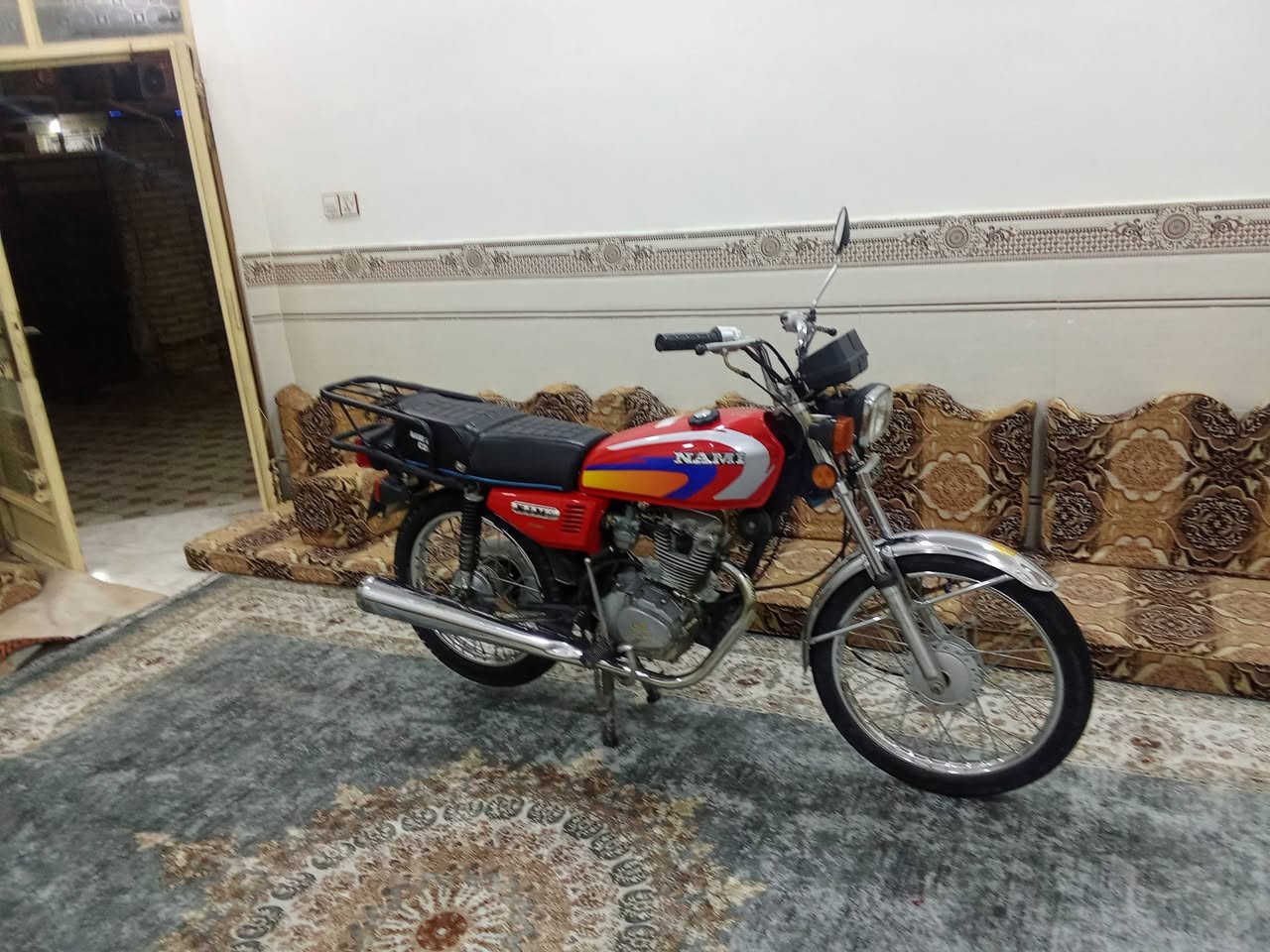 سلام عليكم ماطور 16 أوراق سكنر معمره اصلي مكينه ارشه ماطور نضيف محرك صافي شلعه معدل فول لاصوت ولا دخن ***********. مكان كوت
