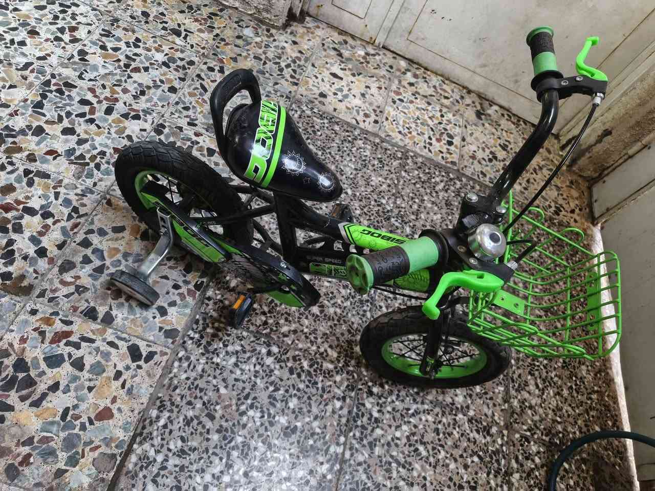 بايسكل نضيف سعر ٣٥  مكان مدينه الصدر قطاع ٧


**إذا كنت صاحب هذا الإعلان وتريد حذفه لأي سبب، رجاءا أرسل رسالة إلى الدعم الفني**