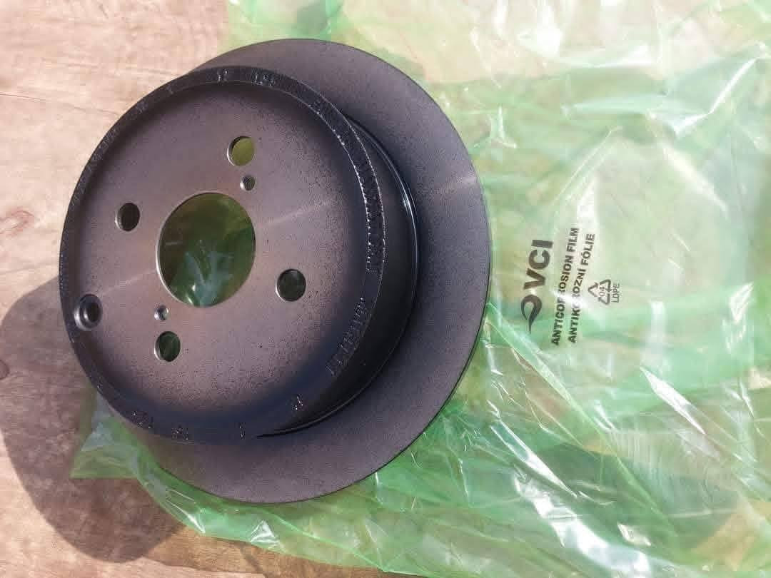 متوفر فلنجة دسك بريك ويل خلفي بي واي دي F3 موديل ٢٠١٢ ٢٠١٣ اصلي ياباني وغير مستعمل
للاستفسار :- بغداد/كراج الخالدي  ساحة الطيران / الشارع العريض .
ابو علي / ***********
