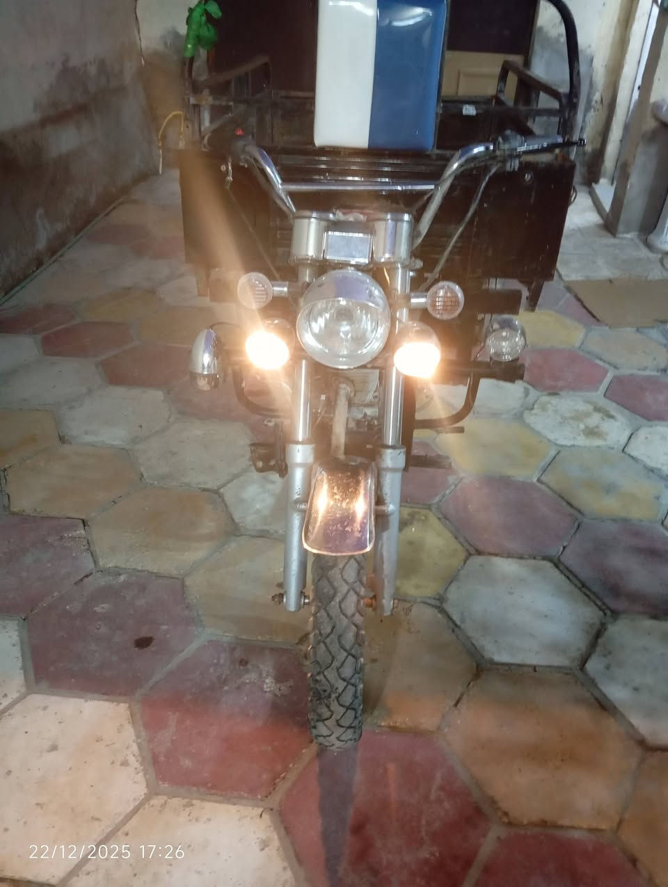 ستوته جمره نكره سلف 2018 تايرات ابوالخط البيض سعره واحد400 اوبيه مجال *********** اتصل اوتددلل
