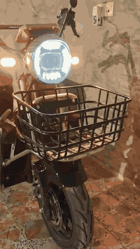 سلام عليكم دراجه شحن
جبلي ابو سله جبيره
موديل2025 ابو 7 بطاريات
دراجه. احله من صوره جديده او عله فحص
سعر800 
رقم ***********
