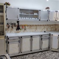 كاونتر للبيع مستعمل  بسعر : ٦٠٠الف وبي مجال 07723954291 الارضي ٧امتار ...