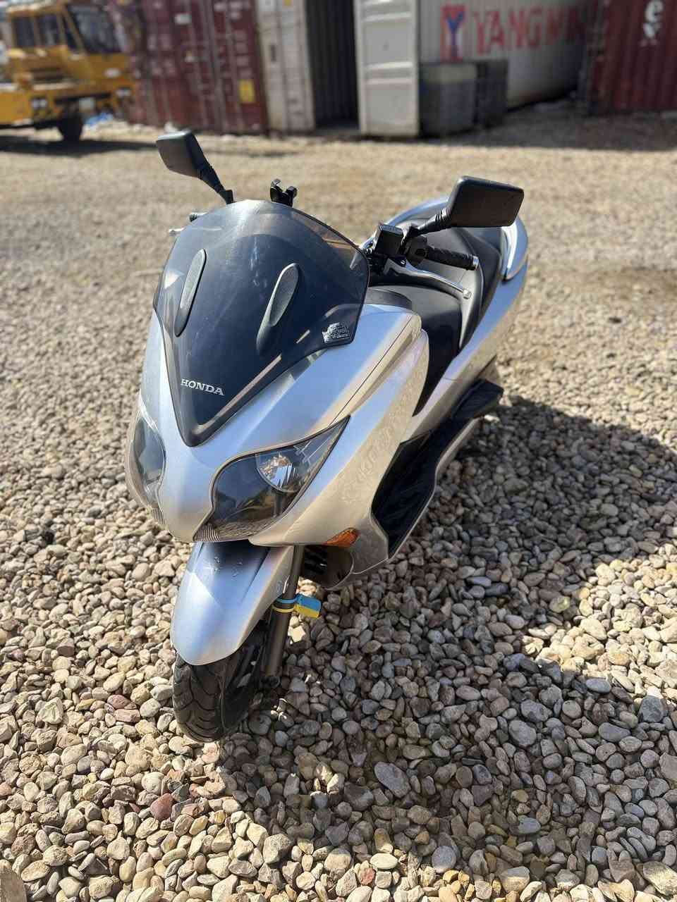 سلام عليكم دراجة فورزه صفر10للبيع فقط دراجة كفاله عامة كير مكينة كشر كفاله عامة ماشية 24دراجة جديده كلش وين ميعجبك وديهة عنوان بغداد بسماية 
سعر 16ورقة وبيهة بسيط رقم تليفون ***********
