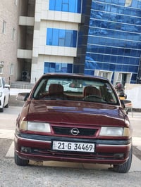 فيكترا • ١٨٠٠ سي سي • ١٩٩٥