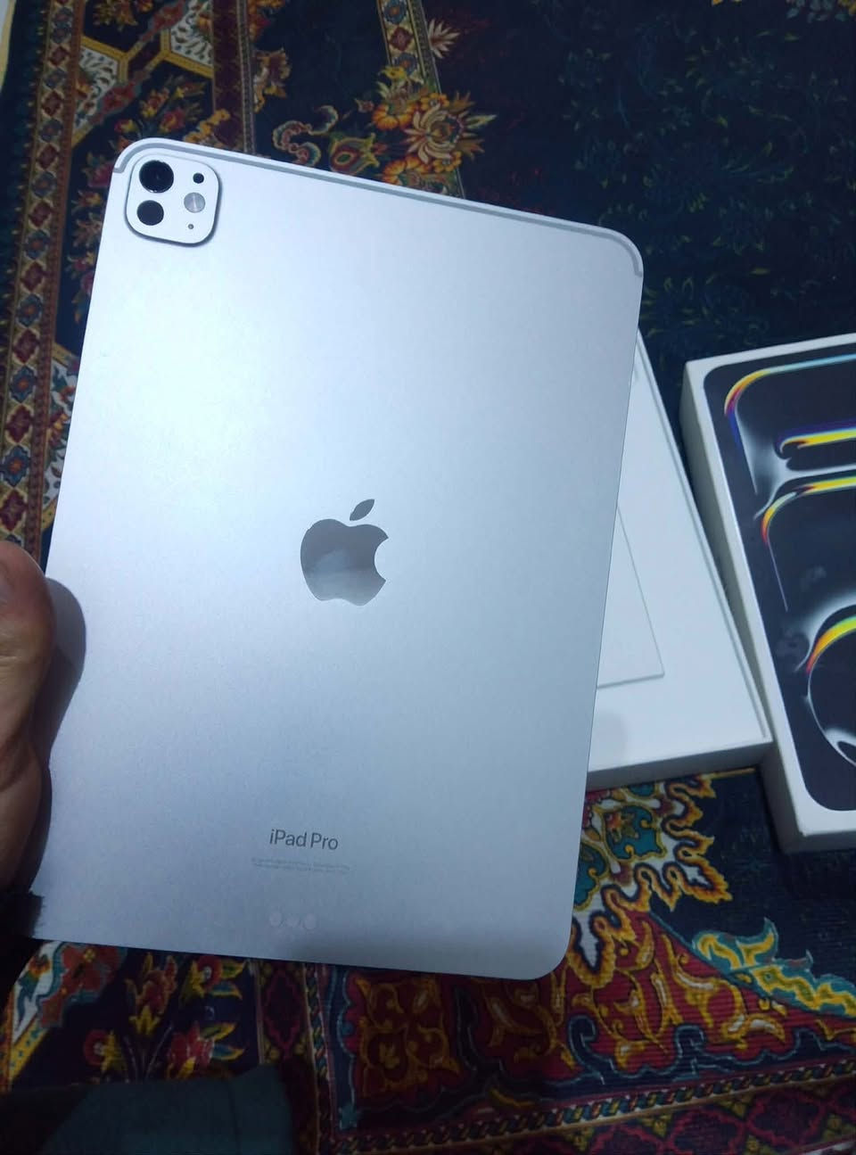 ايباد 11M4ذاكره٢٥٦ نضافه فول بطاريه ٨٦ سعر ٨٥٠ وبي مجال مكاني بغداد مدينه صدر موجود واتساب فقط ***********
