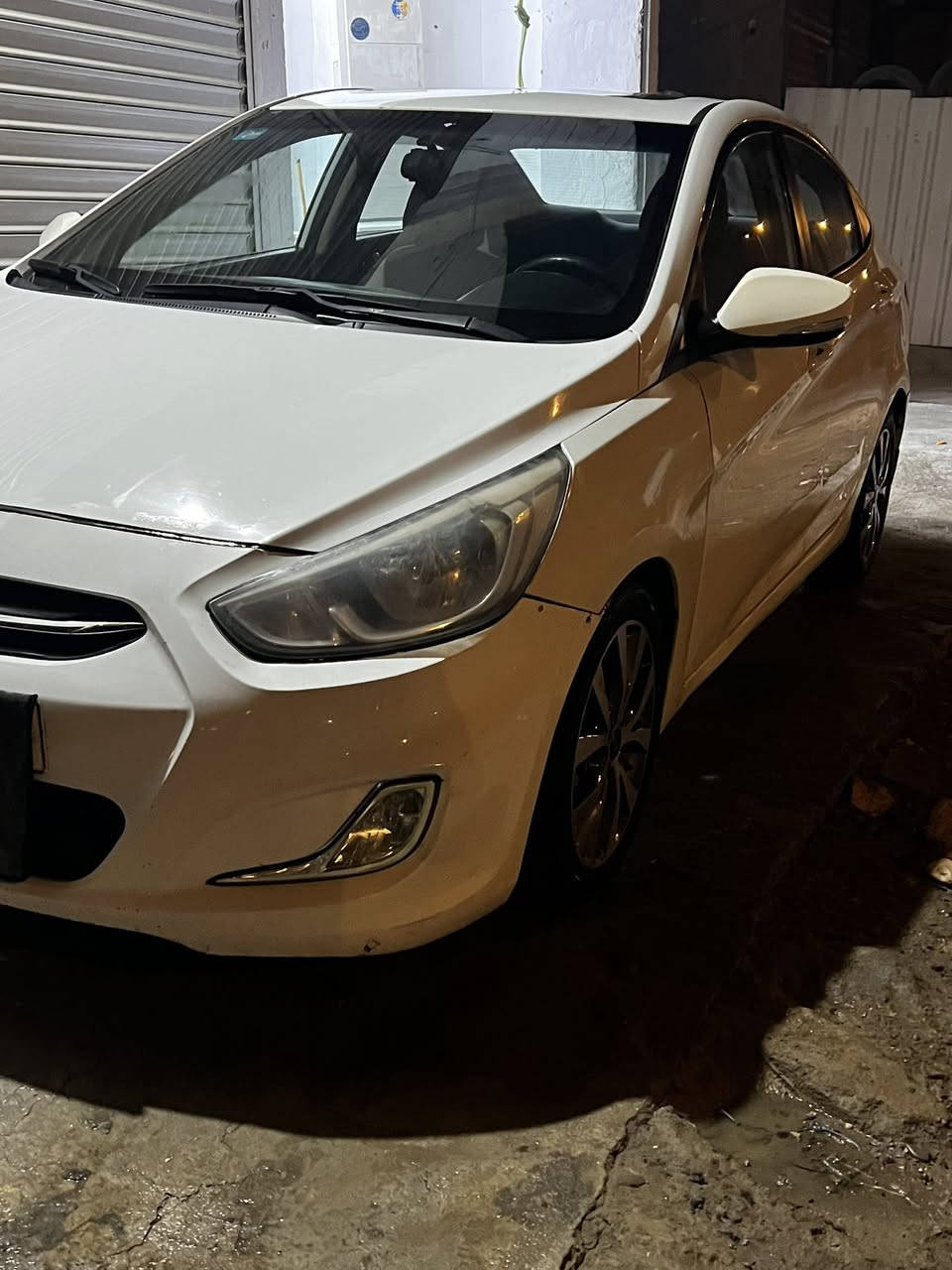 السلام عليكم اكسنت موديل ١٦خليجي محرك ١٤٠٠
كير ومكينه مكفولات 
حداديه جديده 
تخم تاير 
ويل كب 
رقم بغداد انكليزي 
المكان بابل المدحيته 
السعر ١١٨وبيها مجال


**إذا كنت صاحب هذا الإعلان وتريد حذفه لأي سبب، رجاءا أرسل رسالة إلى الدعم الفني**