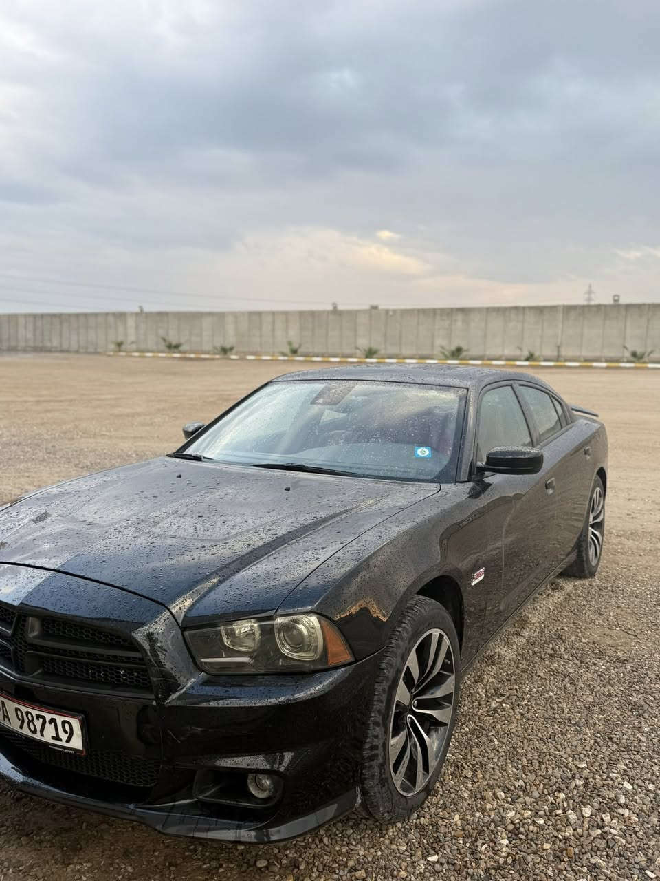 السلام عليكم
جارجر 2012. Rt 5700 فول مواصفات عدة الرادار
وارد خليجي داخل احمر ماشية 163.000ضرر جاملغ جهه اليمنه 
وبيه بارد قبق جنطة رقم بغداد السياره بأسمي تحويل ثاني يوم 
السعر 158 وبيها مجال 
***********
