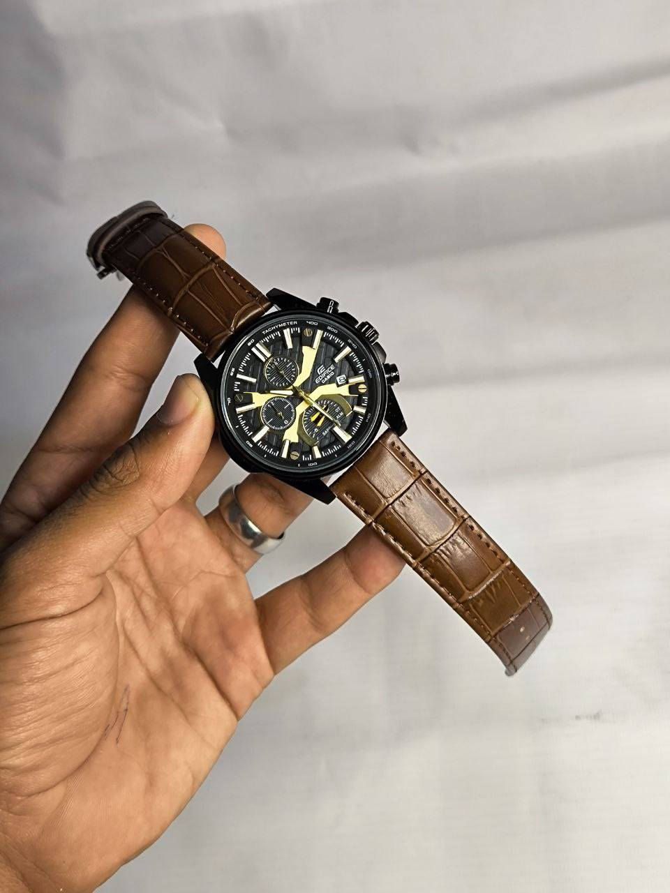 كاسيو ادفايز CASIO وارد اوربي DHL
 
تحفه فنيه قطعة ولا غلطه
مكينة كوارتز نظام ستوبوج (جميع السناتر شغاله)
ساعة من الستانلس ستيل مع نيكل روم لامع 
ميناء مميزة (نقش هندسي 3D)مع لامينوس اميال
مزودة بمنفذ تاريخ شهري
زجاج معدني ضد الخدش
سير جلد طبيعي
قفل فراشة 
مقاومة ماء وغبار 
مختمه بالكامل 
وزن ثقيل 
كامل الملحقات والكتيب والبكج
 
⚠️ملاحظة متوفر قطعة واحدة فقط 
 
القطعة ما تتفوت 
سعر :- 35 الف ع اول تم  
للحجز والاستفسار يرجى الاعتماد خاص


**إذا كنت صاحب هذا الإعلان وتريد حذفه لأي سبب، رجاءا أرسل رسالة إلى الدعم الفني**