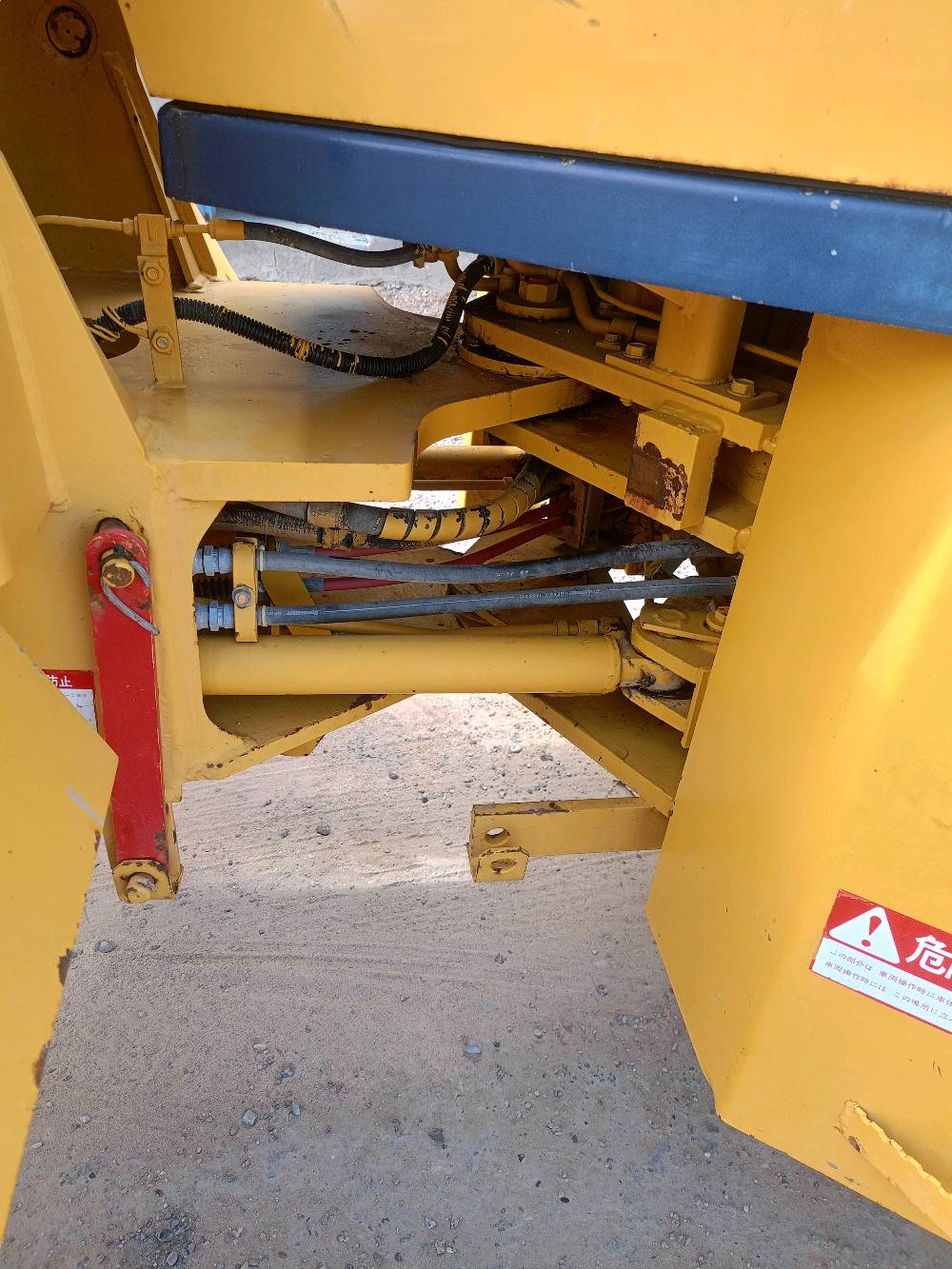 شفل كوماتسو WA70 دخول جديد منفيس موديل 2019 شفل كفاله عامه زيرو عل وضع شركة تفاصيل اكثر اتصل 