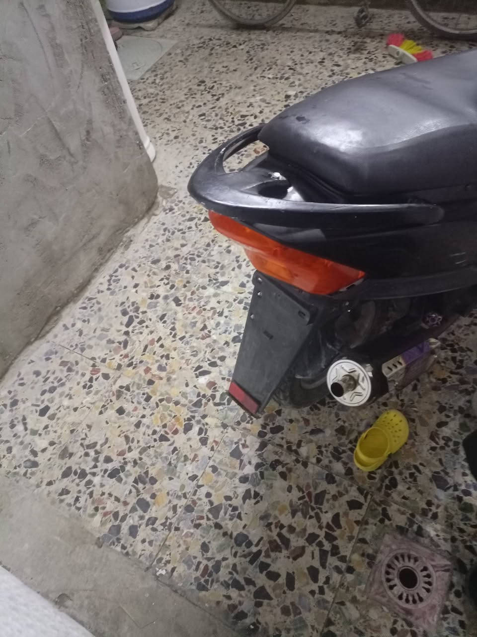 سلام عليكم ماكس عدلة دراجة حلوة كلهةةة شغالة مكينة ما مفتوحة دراجة نقصهة براغي مال سلف ودرجة بيهة تبخير قليللللل فقططط مكاني مدينة الصدر شارع الداخل قفلللللل٣٢٥ فقط رصيد وتساب***********
