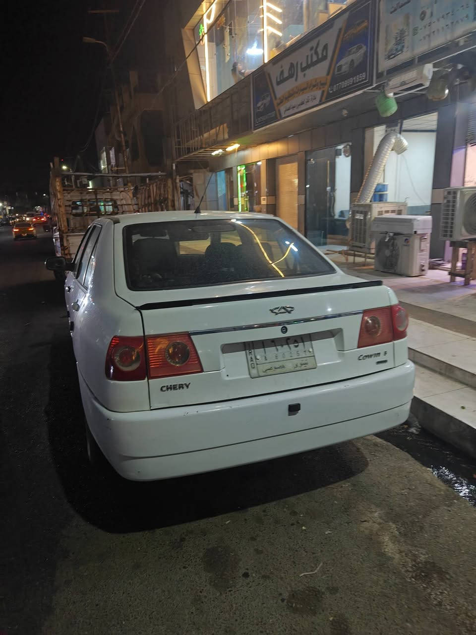 ✨ وصلت حديثاً إلى مكتب رهف 
خلينا نقدم لكم عرضنا المميز لهذا اليوم! 🚘💨
​📋 تفاصيل السيارة:
🔹 السيار 🚗كوين
🔹 الموديل: 2013
🔹 اتبريد 
🔹 كير ⚙️ شرط
🔹 المحرك:     شرط   🛠✅
🔹 الرقم: نينوه
🔹 الضرر ( جاملق امامي يمين شرط بدون دواخل
​💸 السعر.   35 وبيها مجال 
​📍 موقعنا:
الموصل - حي الزنجلي - قرب مول دريم 📍🏢
​⏰ أوقات العمل:
من الساعة 09:00 صباحاً وحتى 10:00 مساءً 🕘🌙
​📞 للتواصل والاستفسار:
يسعدنا استقبال اتصالاتكم المباشرة خلال ساعات العمل:
📲 ***********
📲 ***********
​🌟 مكتب رهف.. اختياركم الأمثل لسيارة العمر! 🌟
