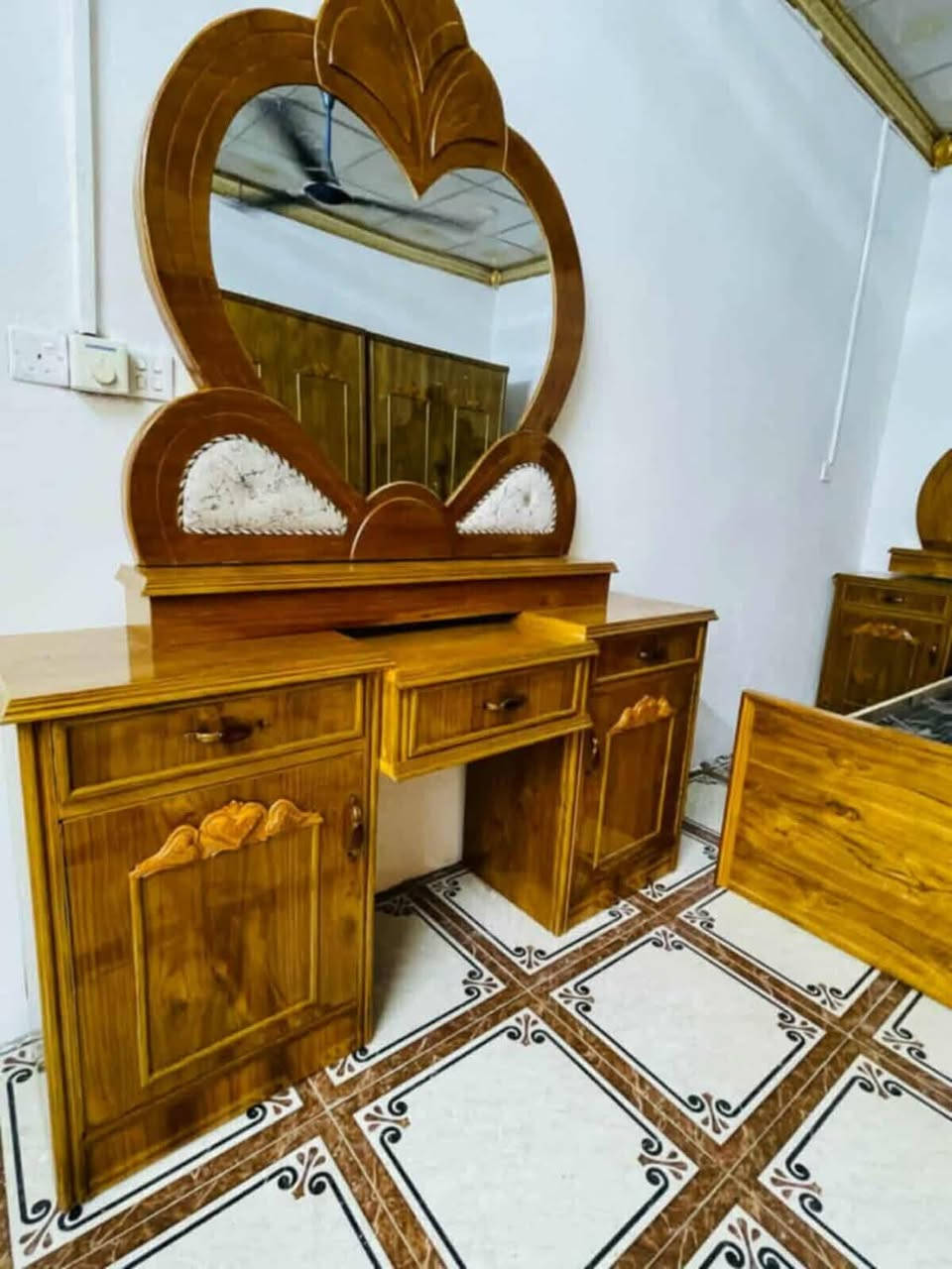 غرفه تكمه تفصال جديده وغير مستخدمه تكمه تفصال على يد نجار سعره مليون و150 متوفر توصيل. مكان كربلاء


**إذا كنت صاحب هذا الإعلان وتريد حذفه لأي سبب، رجاءا أرسل رسالة إلى الدعم الفني**