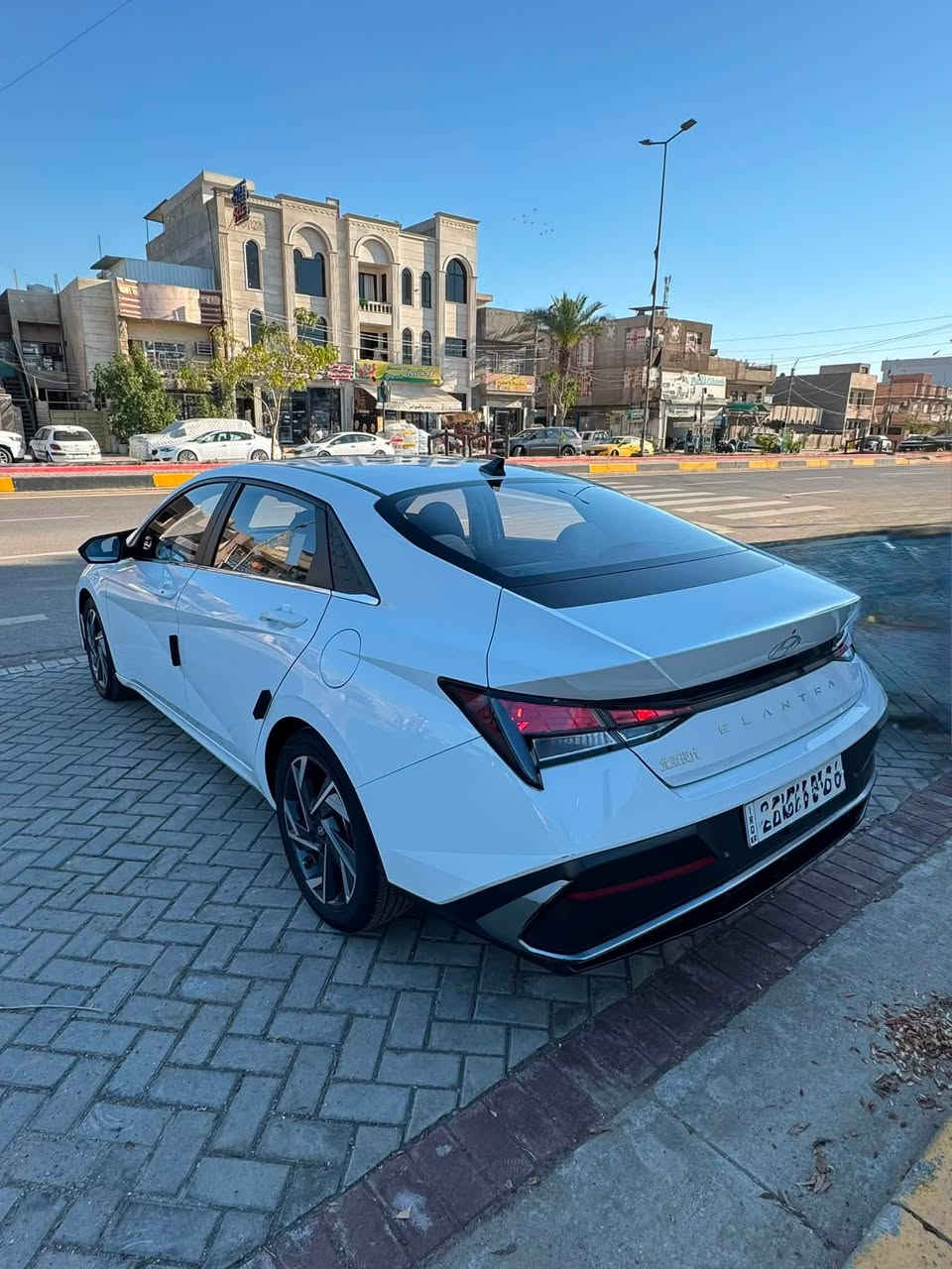 هونداي النترا خليجي (وارد صيني)
الموديل : 2024 
عداد المسافه : 31  
السياره : كفاله عامه 
المواصفات : 
* المحرك :  1.5 دبل نوزل  
* بصمة تشغيل بصمة ابواب
* شاشة اصلية أبل كار بلي
* عداد سرعة ديجتل
* مقاعد جلد اسود
* 6 ايرباك (الدشبول الدركة التكم المقاعد)
* لايت LED
* لايت زنون عالي ناصي
* فتحة سقف
* الدركه شكل الرياضي 
* ويل رياضي حجم 17
* تبريد قطعتين
* مري كهرباء+ اشاير بالمري
* كروس سرعة وفول تحكم ستيرن
* حساسات خلفية +كاميرا
* سايد بريك كهربائي
* درايف مود+اوتوهولد
__________________________________________
📍موقع : بغداد -  
* السعر : 135 وبيها مجال 
📞 للتواصل  
***********
