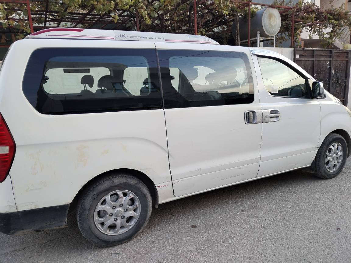 هۆندا ستارێکس مۆدێل 2011
چوارپارچه سبوغ ، ژمارەی تابلۆ نوێیە ، سەنەوی نوێیە تا 2028  ، نرخ 175گەڵا ڕەقەم سلێمانی 
دوو سەرپێچی 70000 ی لەسەرە دوای معاملە سەرپێچیکە دەگەڕێنینەوە .

ژمارەی مۆبایل 
***********
***********
*********** أربيل, العراق
