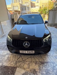 مرسيدس GLE350 2022  سيارة جديدة جدا ماشية 26 الف مواصفات فول  تدفئة تب...