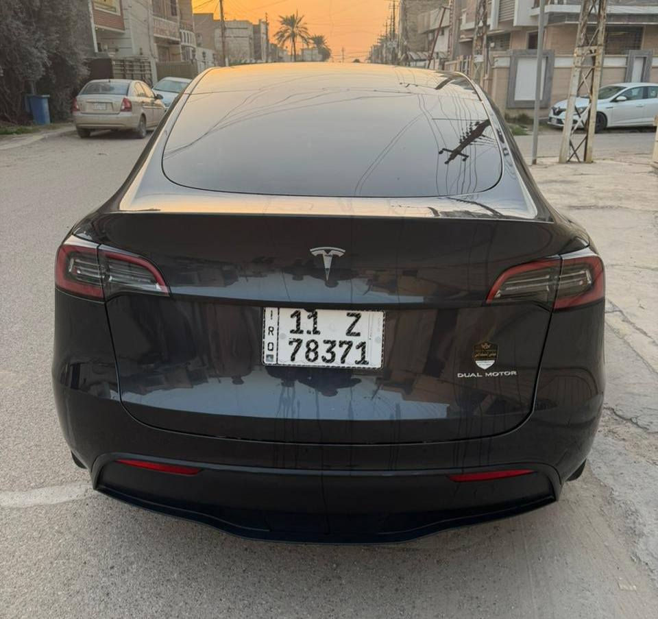 تسلا مودل واي موديل 2024  لونج رينج 
دبل ماطور اون لاين
السيارة ماشية 7000 مايل فقط 
بعدة بحالة الزيرو ضرر السيارة مرفق
بلصور بسيط جدا

💎 ســعــر ✅ ::  الــرد تلقائي 📮

الضرر تبديل باب خلف السائق  
مع بارد بسيط بالجاملغ الخلفي 
سيارة رقم كامل بغداد تحويل مباشر
مكان السيارة بغداد 

رقم صاحب سيارة ::::- *********** بي واتساب
