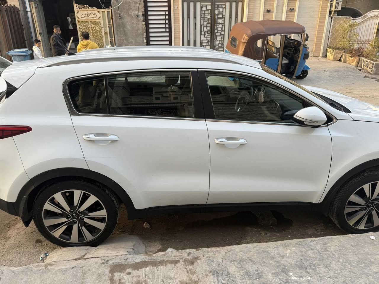 سلام عليكم سبورتج خليجي 2017 مكفواله ماعده بيه شويه بارد بل جامل الي عكس السايق بسمي تحويل او وكاله هم ترهم ماشيه 145 كيلو السعر 160 وبيه مجال مكان بغداد ***********
