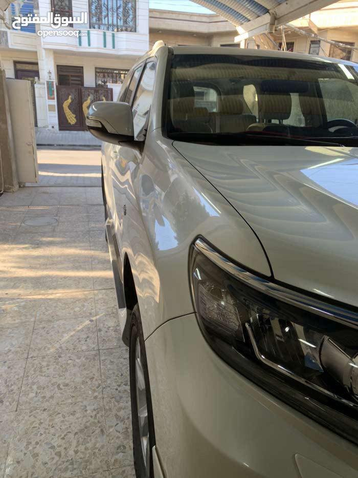 السلام عليكم
برادو موديل 2020
وكالة SAS
TXL
ماشيه 40
رقم بغداد
سونار مرفق بالصور
سعره 41$
مكانه المنصور 
للاتصال ***********
