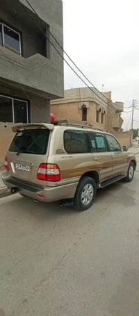 لاندكروز ٢٠٠٦ • رقم بغداد • كفاله عامه