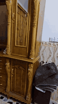 غرفه اخشاب تفصال عراقي لتوضيح الغرفه جديده مصار كم يوم من ماخذينها شخط...