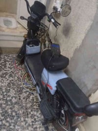 شباب دراجه شحن البيع حجم 18  سرعه 70حقيقي  بصمه +سويج  الدراجه بيه بس ...