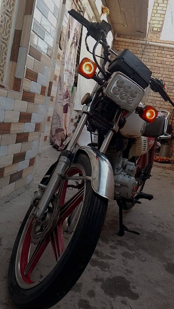 سيفان 5 كير موديل 21 اوراق كامله من كلشي مكينه تخبل بغداد شعله *********** سعر 450 بغداد, العراق
