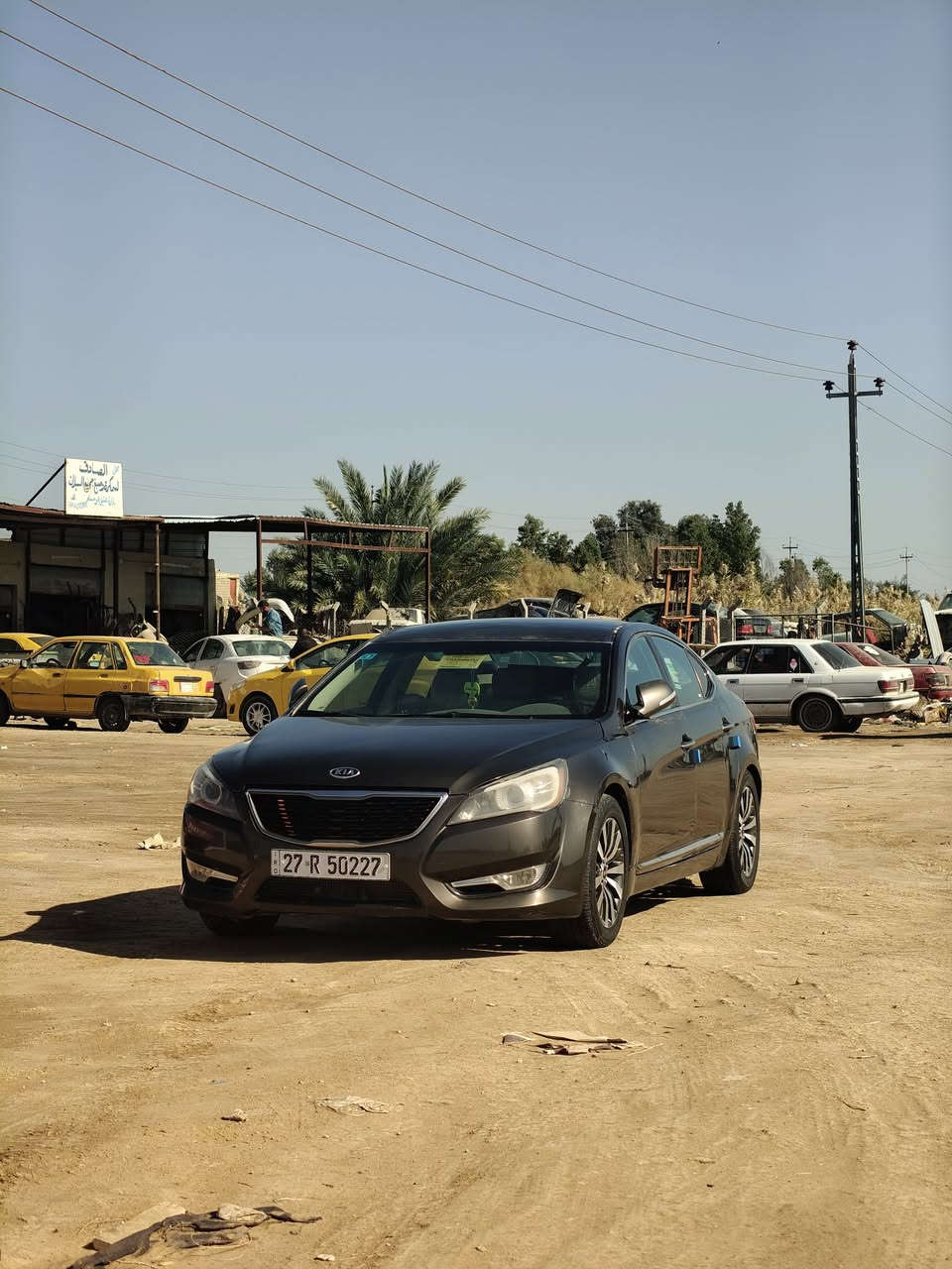 سلام عليكم سيارة للبيع كادنزه. موديل2012 سيارة خليجي  جاهزة كير مكينه6 سلندر  تخم تاير حداديه كفاله تبريد جاهزة سيارة بيها قطعتين  تبديل و ضخل بل الهلال الخلفي بدون دواخل السعر 94 وبيها مجال بسيط الستفسار  مكانه ناصريه سوق الشيوخ 
0783 430 0877
