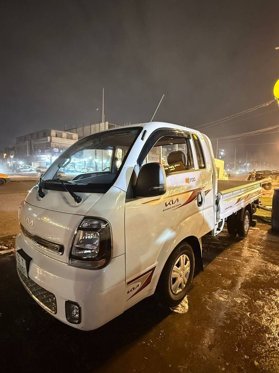 سلام وعليكم كيه حمل ٢٧٠٠ رقم بغداد موديل٢٠٢٤ مكفوله كفاله عامه بعدهه بوضع الشركه ماشيه 10,000 الف سياره فول شاشه وسستم كامله دوشمه و غلاف السعر ١٦٧ وبيه مجااال العنوان  زيونه رقم الهاتف ***********
