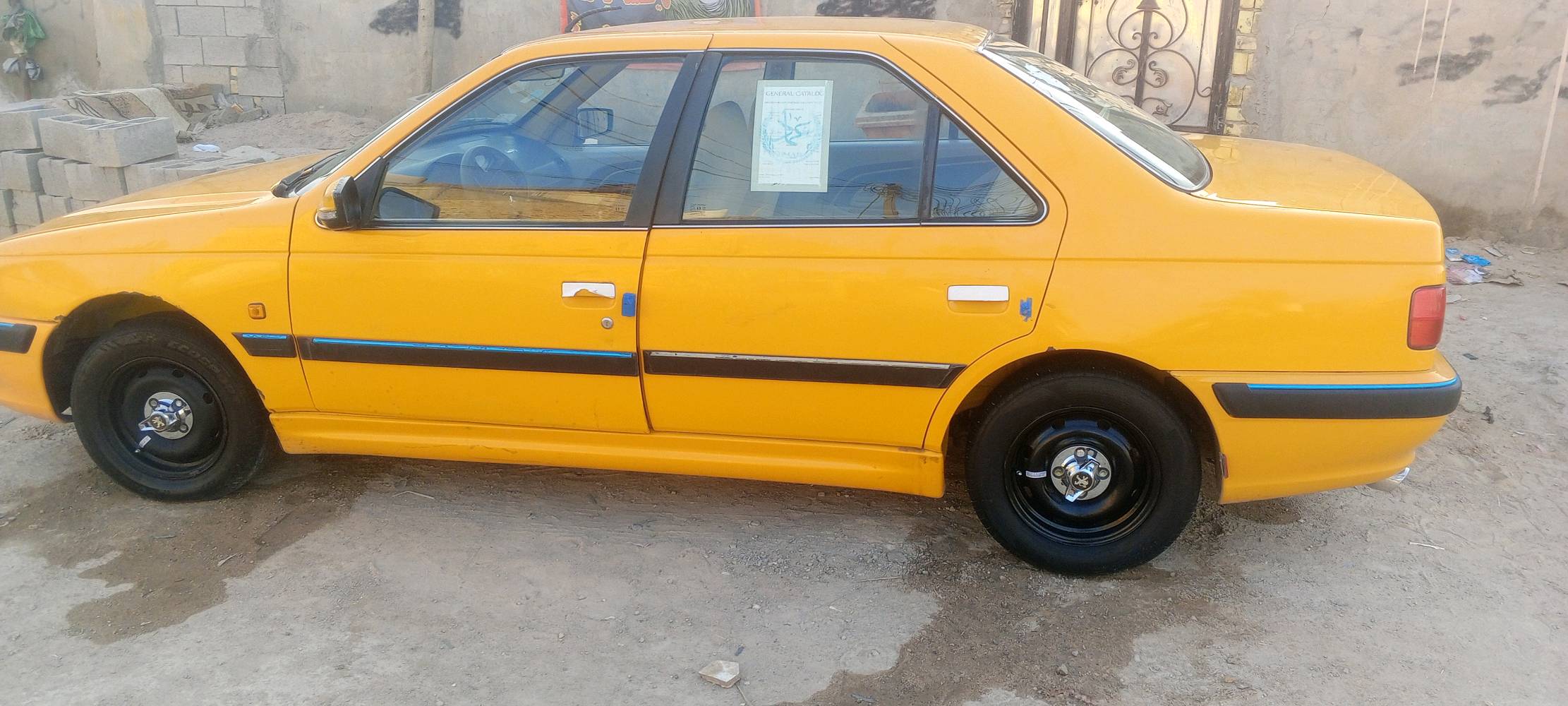 بيجو بأرص 18نضيفه تجي وشوف بنفسك 

سنويتها ال30 تخم تاير جديد حداديه جديده 
سياره مامتعوبه الشراي يتصل ***********