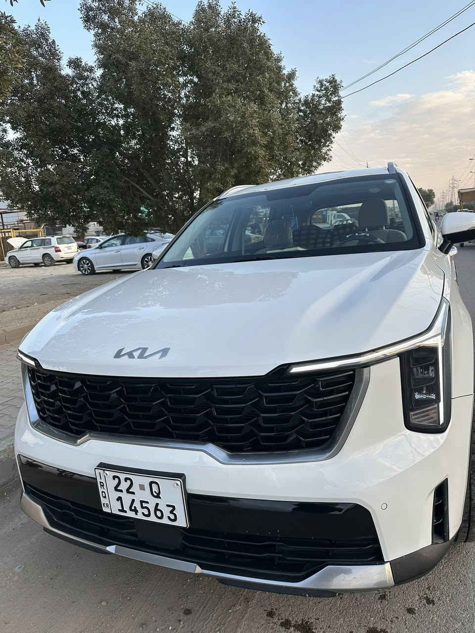 سلام عليكم
سيارة سورنتو 2025 خليجي 

 مواصفات فول قماره حديد  

رقم أربيل تريد تحويل تريد وكاله هزه وسنويه ورقم جديد

 كامره خلفي 

ويل 20

الكير عصا

اناره محيطيه متعدده الالوان

ماشي km10

لايت زنون عالي ناصي

لايت خلفي امامي LED
تشغيل عن بعد
 بعده وضع الشركه سياره
محرك 6سلندر

كير عصا

كشنات كهربائي

هندبرك رجل

وضعيات قياده 

مساعده منحدرات 

جنطه كهرباء

تشغيل عن بعد

شاشه متصل 

دوشمه مخمل وكشنات 

شاحن وايرلس 

كيجات متغير الكتروني وعادي

شاشه لمس متغير التحكم 

ستيرن فول تحكم

7راكب

الاناره الداخليه LED

دخول بصمه ذكي

حساس امامي

حساس خلفي

قبضات الباب الالمنيوم 

مري شفط

حاملات اكواب 

جام 4 AOT

تشغيل عن بعد.
السعر 325سياره بعدها عله وضع لوكاله زيرو
 الاستفسار ***********
