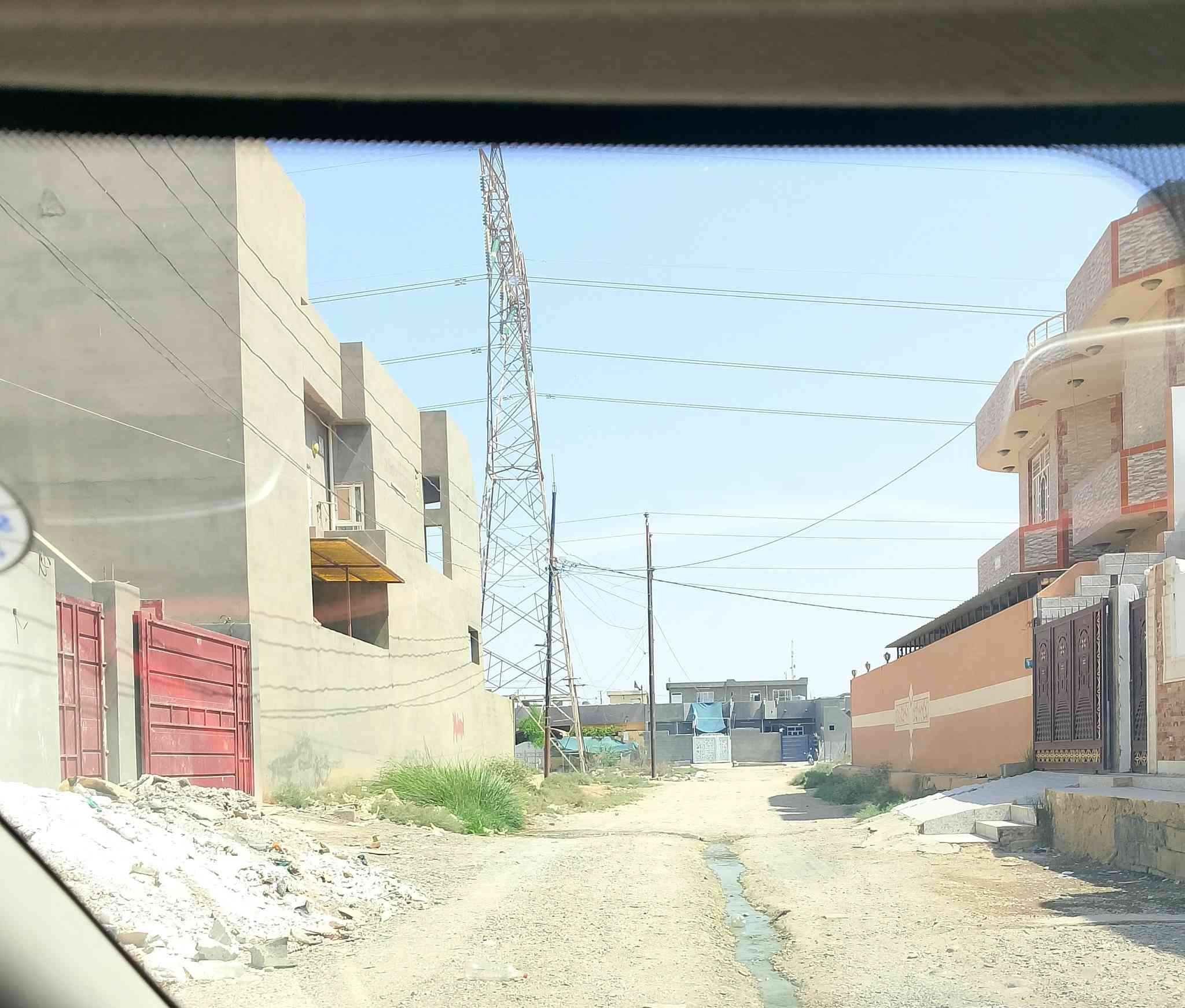 دار طابو بناء حديث
المساحة / 125 متر
الموقع/ حي السرور قرب مركز شرطة حمورابي
للاستفسار/ 
الاتصال على الرقم/ ***********
او مراجعة مكتب القاسم / قرب مجمع الامين الطبي - مقابل فرع مركز حمورابي.
نستقبل جميع عروضكم السكنية والتجارية في جميع مناطق قضاء الطوز.
