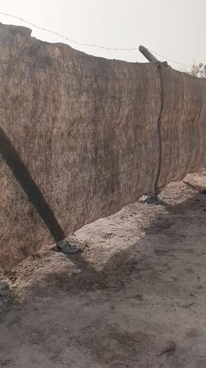 السلام عليكم كاع مساعت 100م في منطقت الدوانم شارع الفلل قريبه علة حي التراث مال البياع خدناتهة ماء + كهرباء + تبليط الكاع زراعي طابو صرف سند 25 حق التصرف مستعجل علة بيعة الشراي يجي خاص او التصال علة الهاتف ***********
