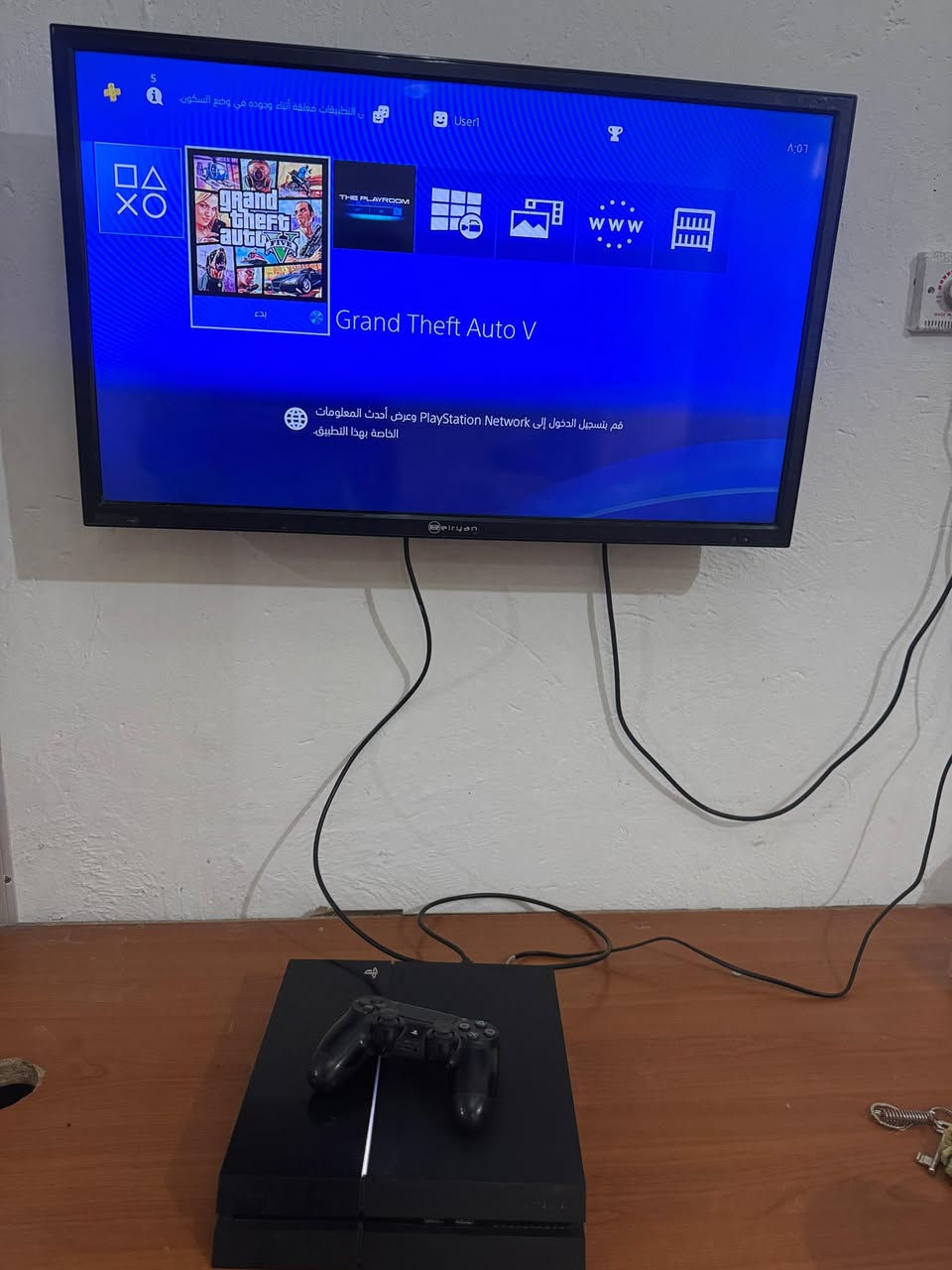 سلام عليكم 
بلي فور فات للبيع ⭐️
الجهاز تظيف لوك ستيكر 
نص تيرا 
اونلاين 
كامل ملحقات
جويستك وحدة وقرص جي تي اي 
السعر ١٨٥ 
النجف 
حي السلام 
***********
