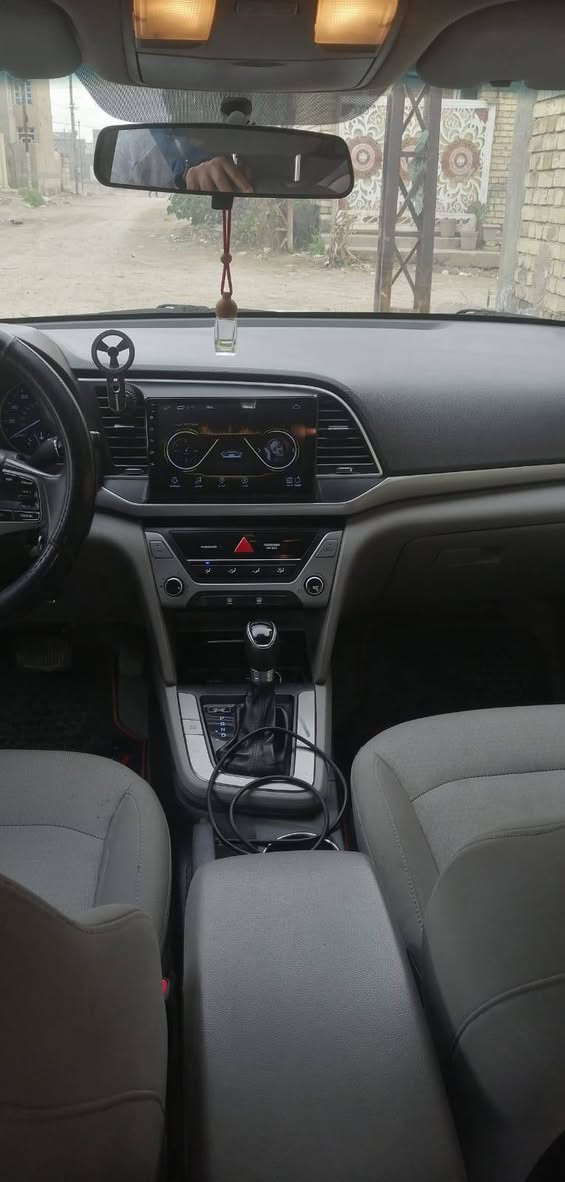 السلام عليكم النتراه 2017 امريكي حادث مرفق بلصور بأسمي ستخدام بيت باتري جديد صدر جديد منظومه تبريد جديد سيرفز كامل للمحرك بيه بلبنيد والقماره صبغ مكفع شوي مثل متعرفون كل الالنترات هيج السعر 115 وبيه مجال غير متواجد ع الفيس اتصل ***********
