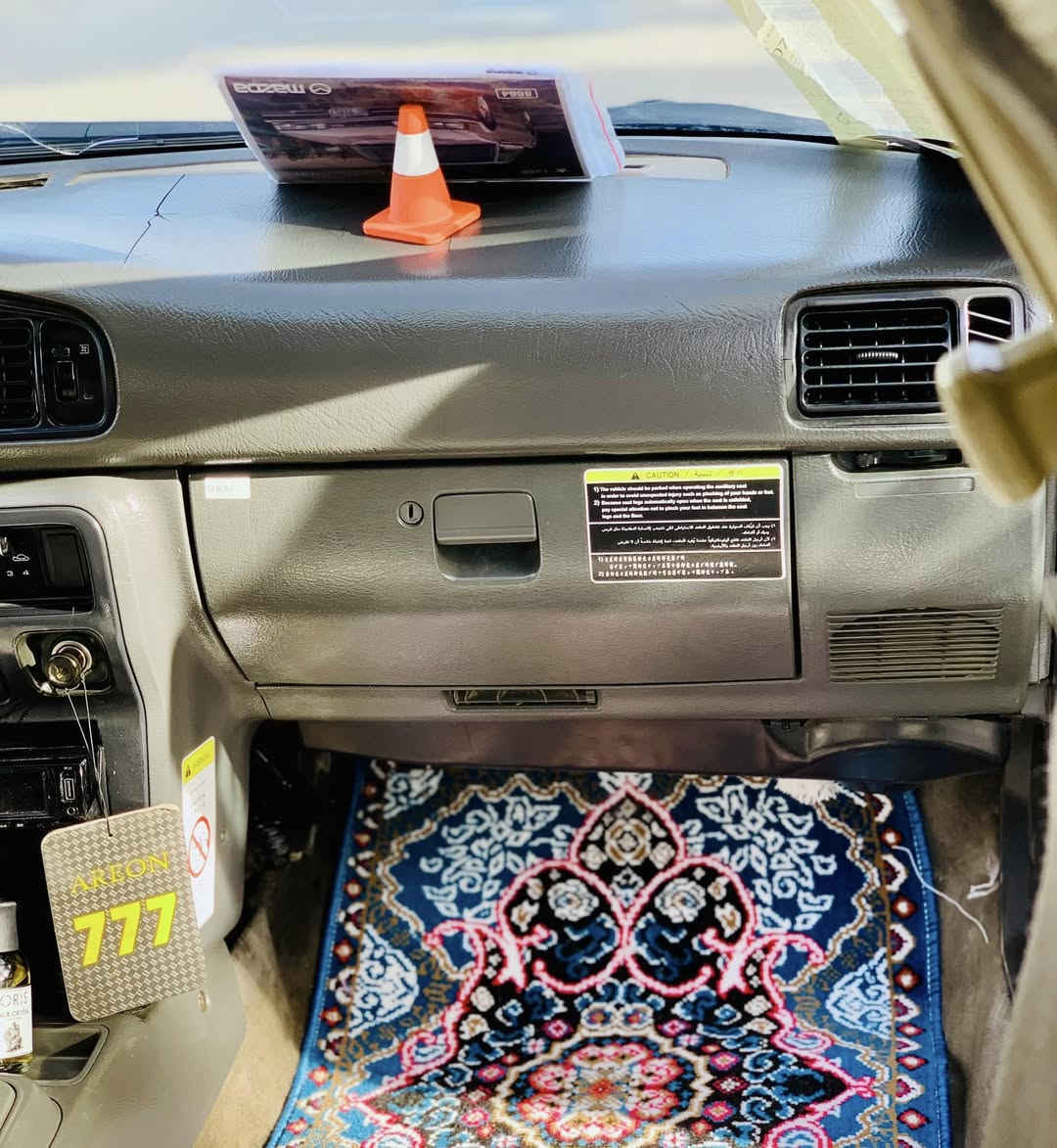 ‎بــــــــۆفـــــرۆشـــــتــن
‎ماشالله شتى جوان و تاقانه 
‎سعري٢٩ وەرە قه مه جال 
‎📦جۆری سەیارە /مـــــازدا ٦٢٦
‎ئارمي پلاستيک سليماني
‎مه كينه ى ۸ به خ
٨ ئيسراحه ت 
ره نگ سه وز فسته قي
‎مؤديل / ١٩٩٢
‎گێڕو مەکینەی مه زبووت
‎گه رمي كارةباي كامل مةزبووت 
‎٤ جام كاره با
‎پيش وپشت كه پسه  
‎هه يكه لي جوان ناوي ده ره جه يه ك
‎سيدي ئؤكزبلوتوز
‎کارەبای کامل مەزبوت
‎سه ياره كه زؤر جايزوو ريك و پيكه
‎به رگه ده رگا و داشبلي لؤكه
‎پيشي كامل كراوه به زينؤن
‎تاقم تا يه و ويلي سؤپه ر لؤكه
‎ئارم/ئه وه ليات/براوه /به شه رت
‎ته نها فرؤشتنه
سه ياره كة  له رسمه كان جونتره

🌹🌹
***********
***********
