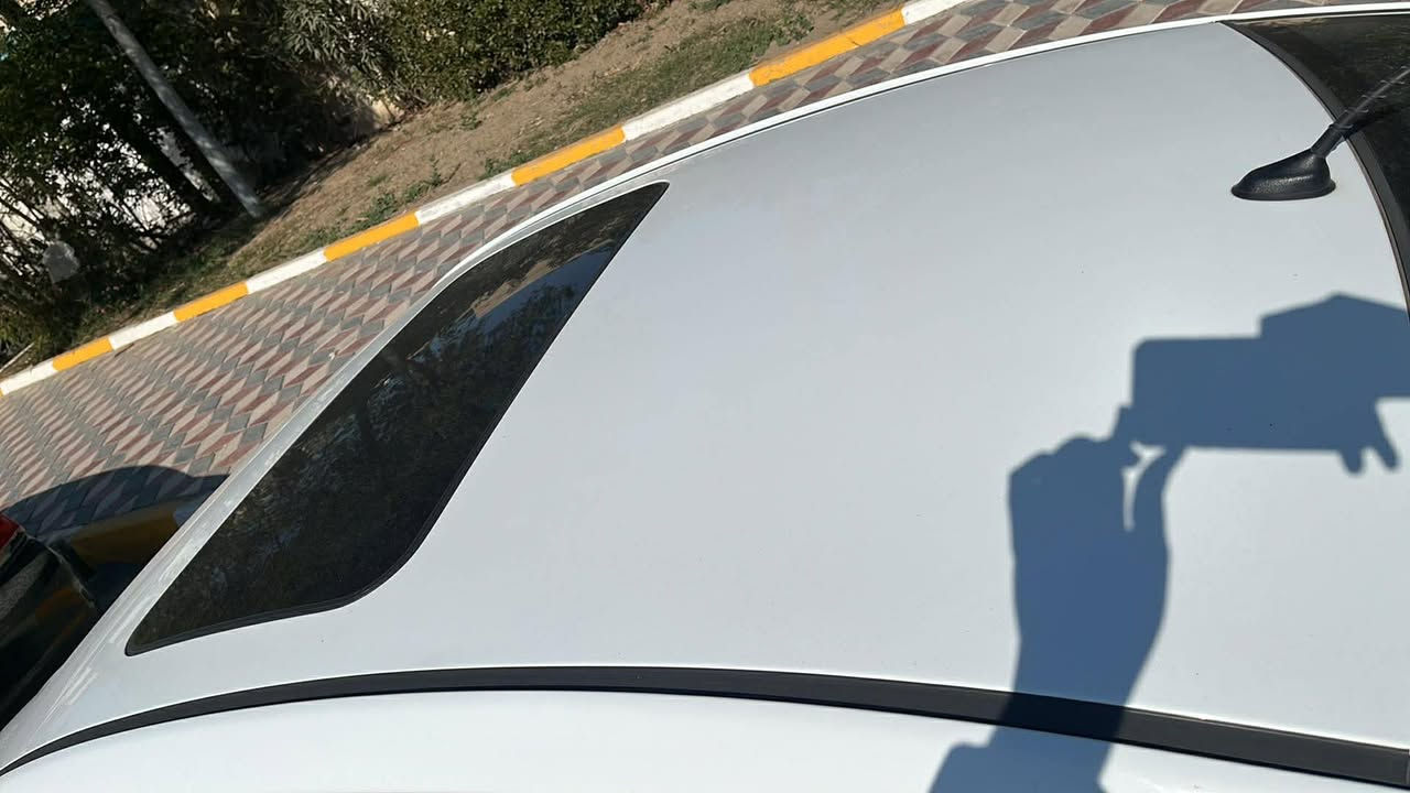 أكسنت موديل 2016 🔥( خليجي) 
4 دسك 
محرك مكفول ١٦٠٠ دوش دبل قطرة المرغوب
كير اي تي  
فتحة سقف 
اشاير بالمري  
تحكم ستيرن
تخم تاير جديد ويل العادي المرغوب  
تبريد ثلج ❄️شرط الكفاله 
دسكات جدد امامي خلفي حداديه جديده 
شاشه اصليه كورية وكامره  
دواخل نضيفة جدا + دوشمة 
عبوة فيت بم جديدة السيارة مسويلها سيرفس وادامة بالكامل فلاتر كلها جدد 
تدفئه 
اشاير لد خلفيه 
رقم انكليزي الحديث 
السيارة بيها ٣ قطع صبغ اثر طخات خفيفه بدون لغود وشاصي السيارة مال بنية وكلشي واضح بالتصوير وبيها سونار وبأسمها 
انطيك محرك وكير مكفول لاتنقيص ولاتبخير ولامفتوحات بيهن برغي 
سنوية تنتهي بال ٢٠٢٨  
مكانها بغداد حي العامل 
السعر ١٠٤ 
رقم الهاتف *********** 
عداد المسافة ٩٠ الف كيلو متر
