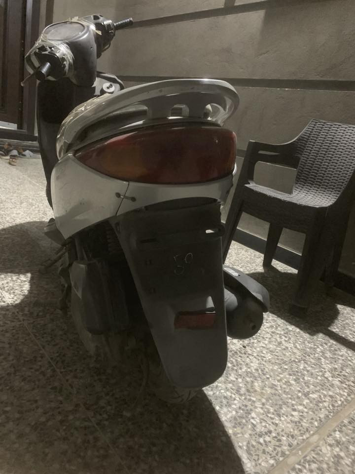 سلام عليكم دراجة بريز للبيع دراجة مكفولة سلف هندر مكينة كلوبات  اشاير كلة شغال جيب فيتر وافحص دراجة مال بيت 
سعر$(400) لاستفسار الاتصال ع رقم ***********
مكاني بغداد الامين
