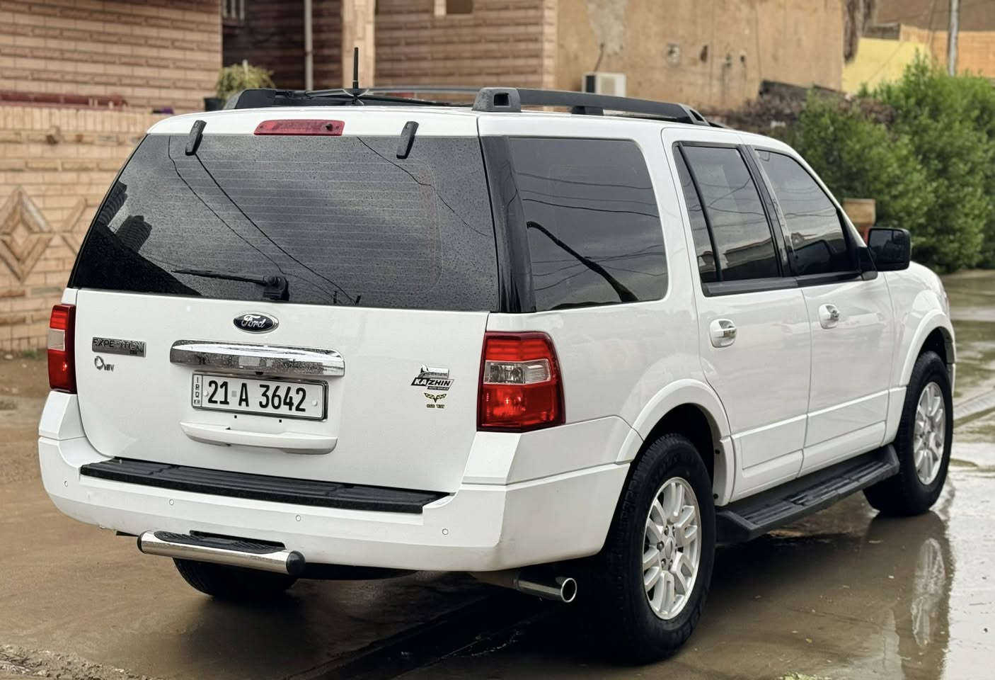 السَلٱمٌ عـَلـْيگمّ للبيع فقط
سعر 149ورقه 
للاتصال ***********
فورد اكسبديشن 2013 
سياره لوك طك فلين وخليجي شركه نيڤا
موصفات XLT فول 
محرك 8 سلندر  
حجم محرك 5400
ماشيه 130 مايل 
سقف اسلايت (الفتحه )
كشنات كهربائي
تبريد مركزي
دواخل سياره جديده
7 راكب
دواخل بيجي 
حساس خلفي 
كامره 
 تحكم استيرن
وثبيت سرعه 
مانع انزلاق 
 تبري تدفئة شغال
كير محرك جديد شرط
صدر امامي خلفي جديد
تخم تايرات جديد
‏كهربائيات—كله شغال -
شرط سياره جاهزه 
تحويل مباشر
سياره مابي نواقص بدون مصرف 
رقم سليمانيه جديد 
سنويه جديد لحد 2028
شرط تحويل او غرامه 
تحويل مباشر 
عنوان ديالي خانقين ✅
